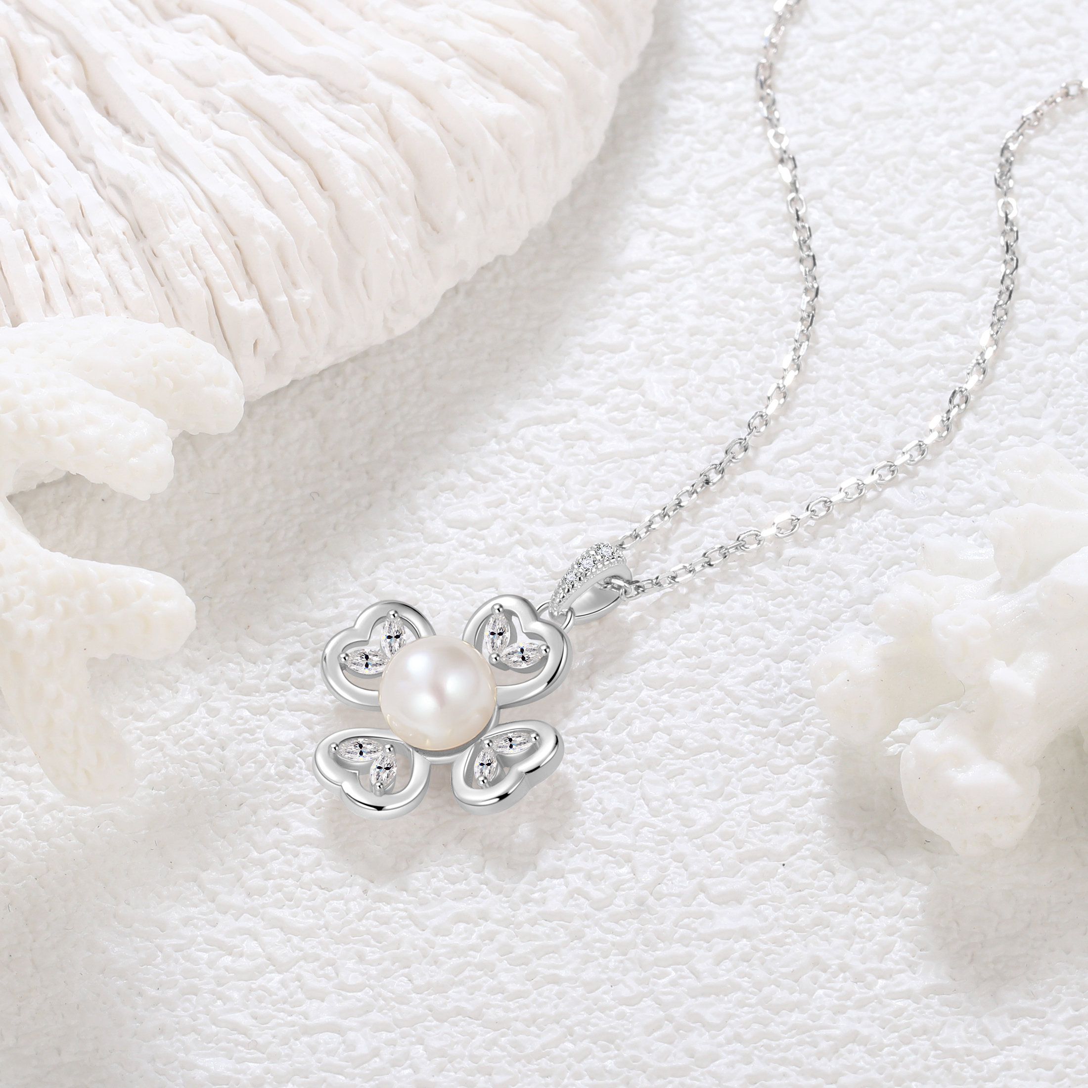 Fasjewly 925 Sterling Silver Heart Clover Pearl Necklace, Natural 7mm Pearl Pendant Jewelry Gift for Women, Birthday Anniversary Christmas Gift for Mom/Wife