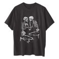 thumbnail image 1 of Patrón de pareja de calavera oscura para mujer Patrón de característica creativa Casual Estampado retro Manga corta suelta Camisetas de cuello redondo para hombres y mujeres Pompotops hfajkhk138740, 1 of 9