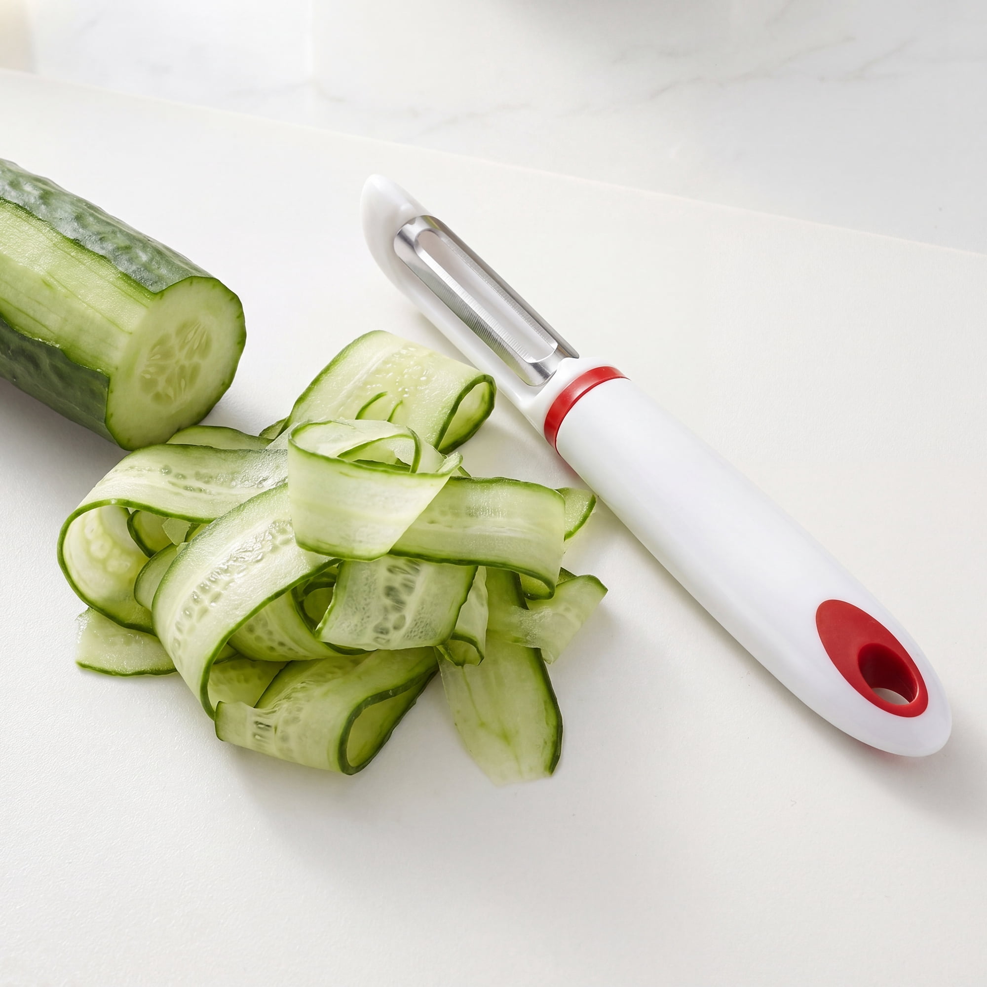 Unique Bargains Stainless Steel Durable Peeler with Ergonomic Handle Red 7.1" x 1.2"