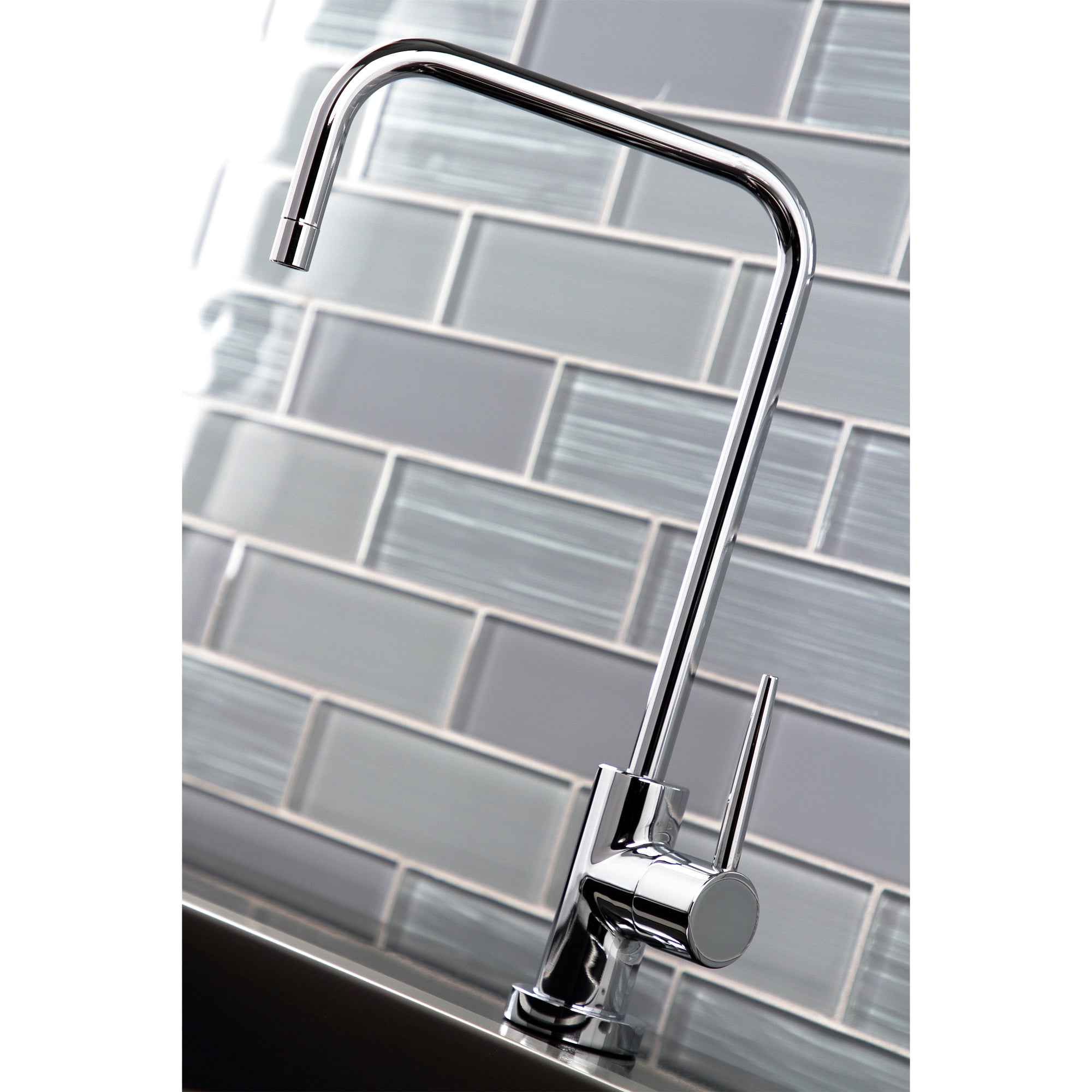 Kingston Brass KS6191NYL New York Single-Handle 1-Hole Deck Mount Water Filtration Faucet in Polished Chrome