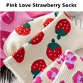 thumbnail image 4 of Calcetines LUVCLS de Fresas Rosas y Blancas Hechos con Algodón y Poliéster Hot U3, 4 of 6