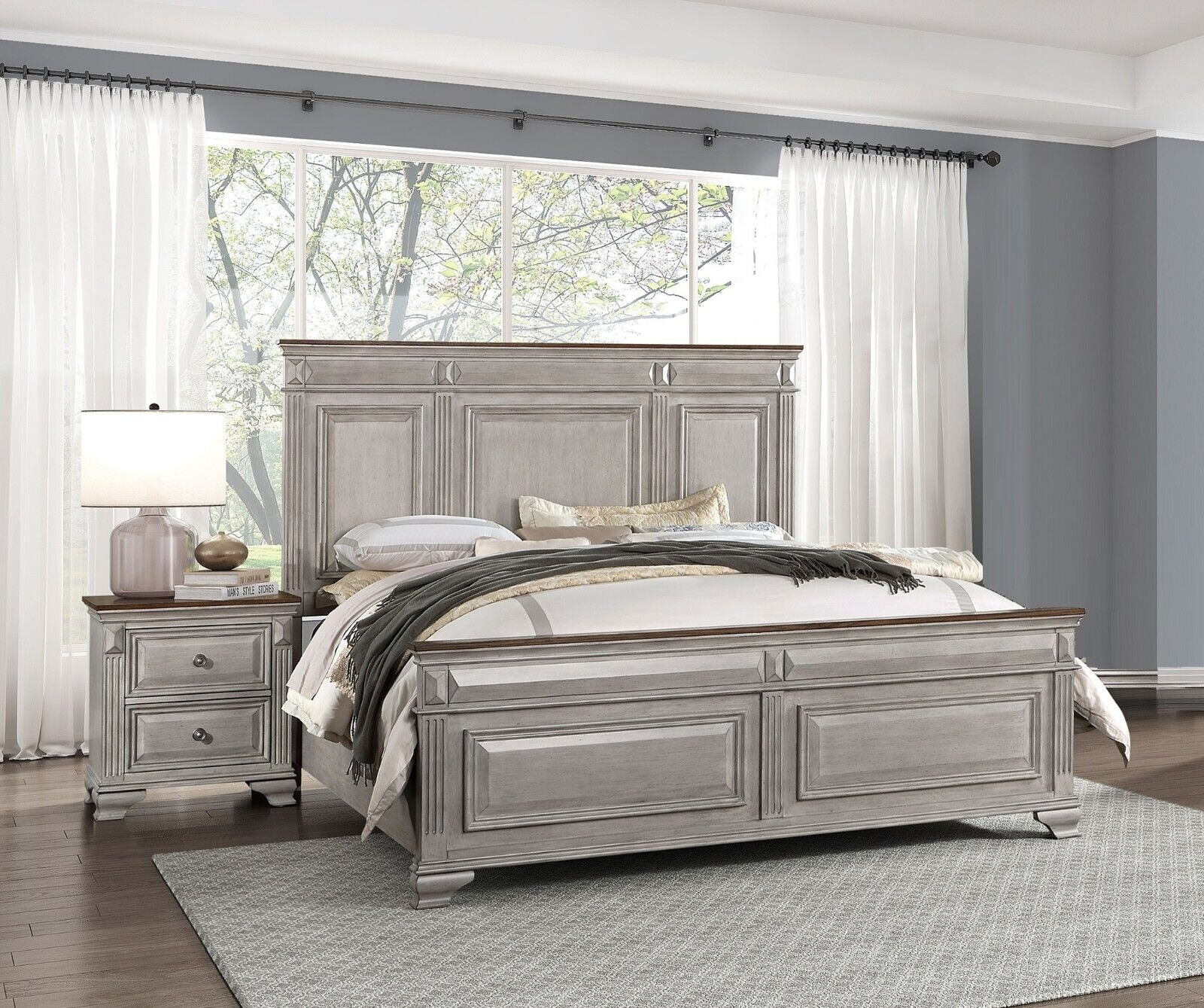 Traditional TwoTone Bedroom 3pc Set Queen Bed and 2x Nightstand Wooden