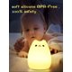 thumbnail image 2 of Luz nocturna LED portátil para niños, lámpara de gato de silicona multicolor, blanco cálido y 7 colores de respiración, control USB sensible al tacto, control remoto recargable, 2 of 5