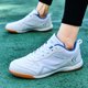 thumbnail image 4 of Botas de fútbol antideslizantes para hombre, calzado deportivo profesional, tejido ultraligero, entrenamiento al aire libre e interior, Unisex, 4 of 5