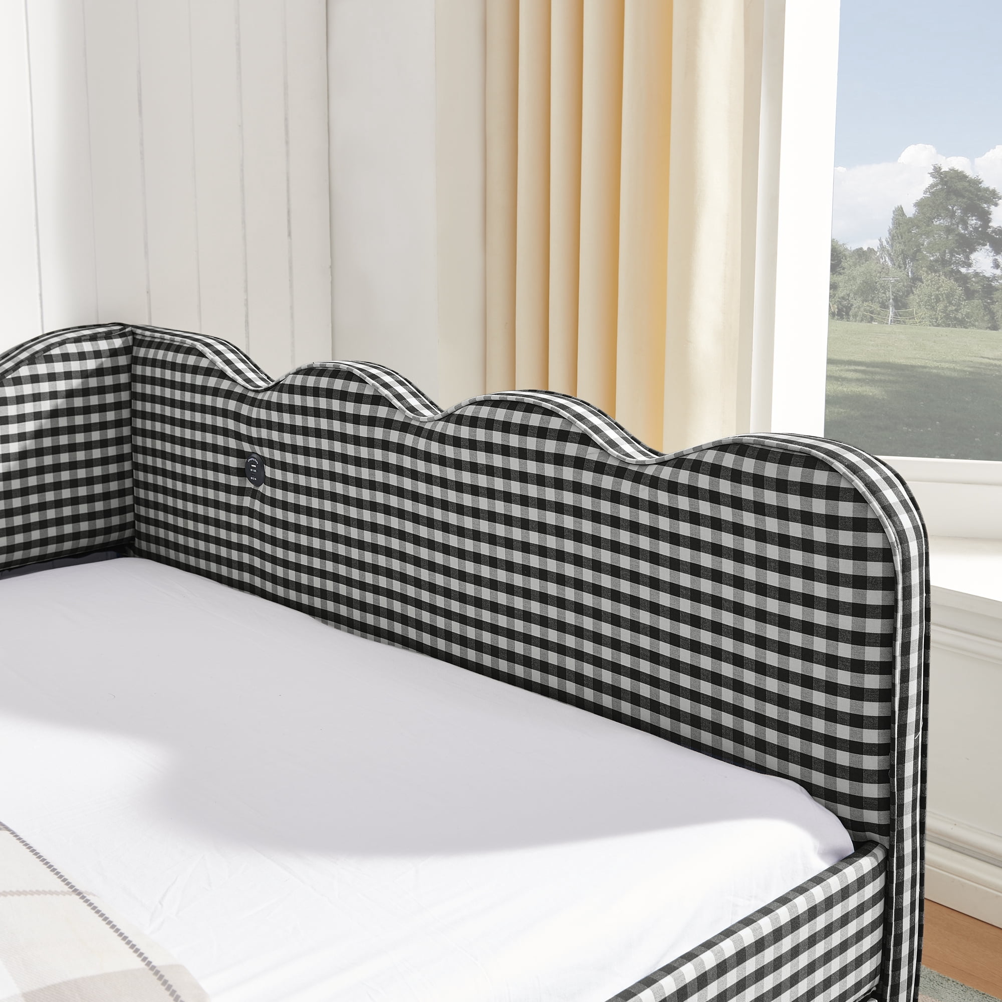 Full Size Daybed with Trundle and USB Port Upholstered Sofa Bed Gingham Linen Kids Guest Bed Frame, No Box Spring Needed, Black