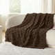 thumbnail image 5 of Manta Bedsure GentleSoft de Franela y Forro Polar en Color Marrón Oscuro para Cama Individual, 5 of 9