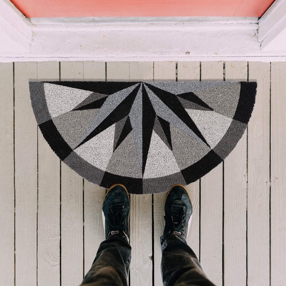 Evideco Half-Circle Coir Doormat with Bold Compass Rose Design – 30x15 Inch Black and Gray Geometric Welcome Mat – Non-Slip PVC Backing for Indoor/Outdoor Use