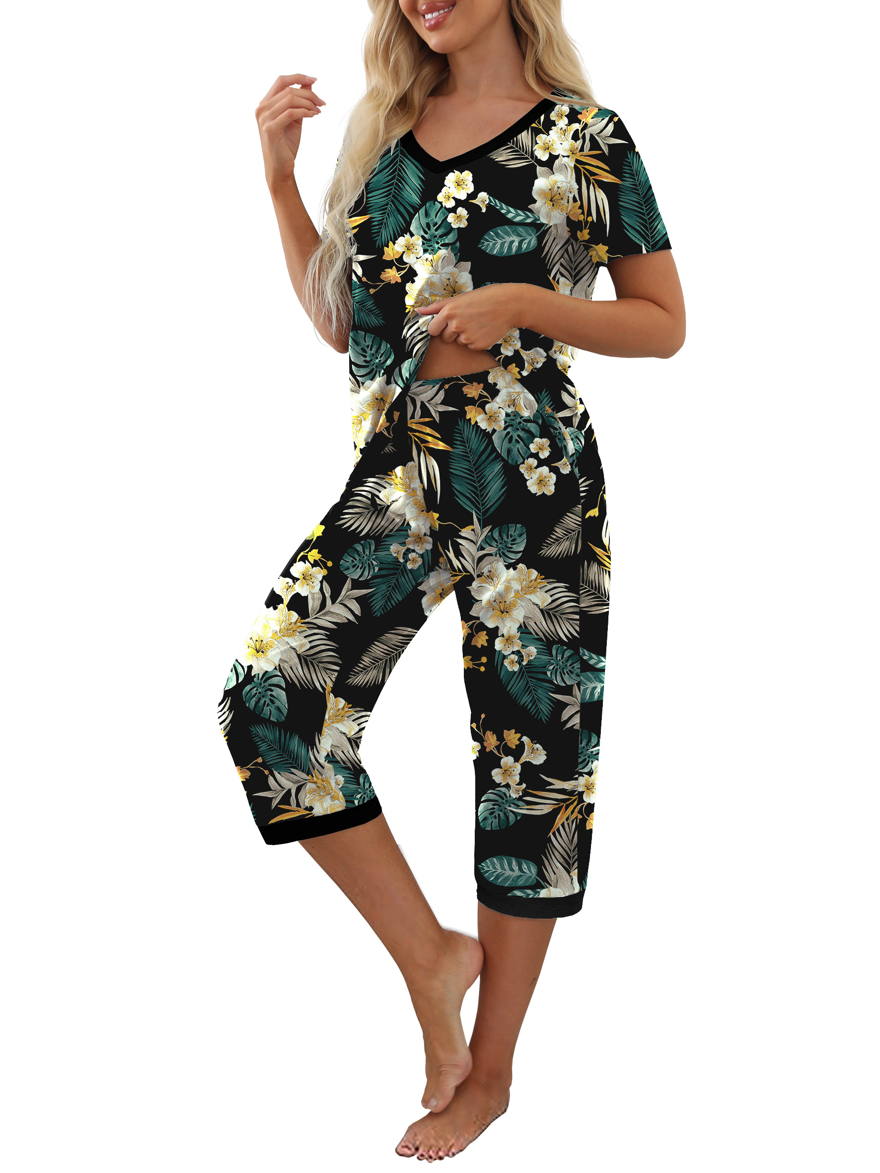 MINTREUS Women's Short Sleeve Pajama Set with Capri Pants photo 3