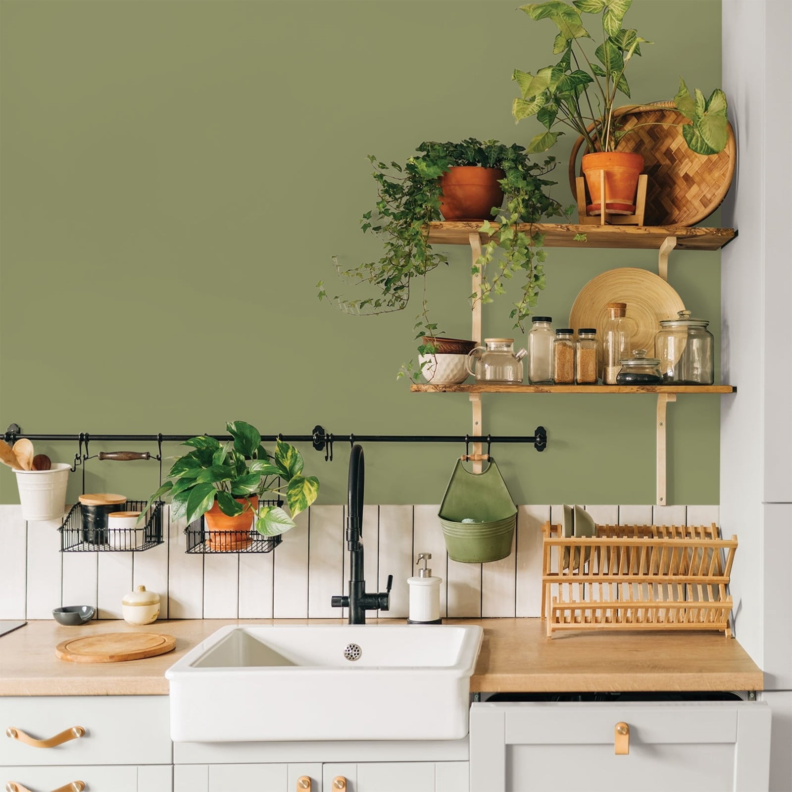 Glidden Glidden Kitchen Bath and Laundry Paid in Full / Green, Eggshell Interior Paint with Primer, 1 Gallon