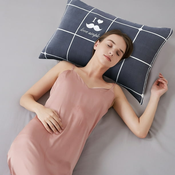 Almohada de cama suave, tamaño estándar, microfibra, con borde, ideal para dormir boca abajo o de lado. Colección White Home Hotel. Lavable a máquina. 73 x 48 cm.