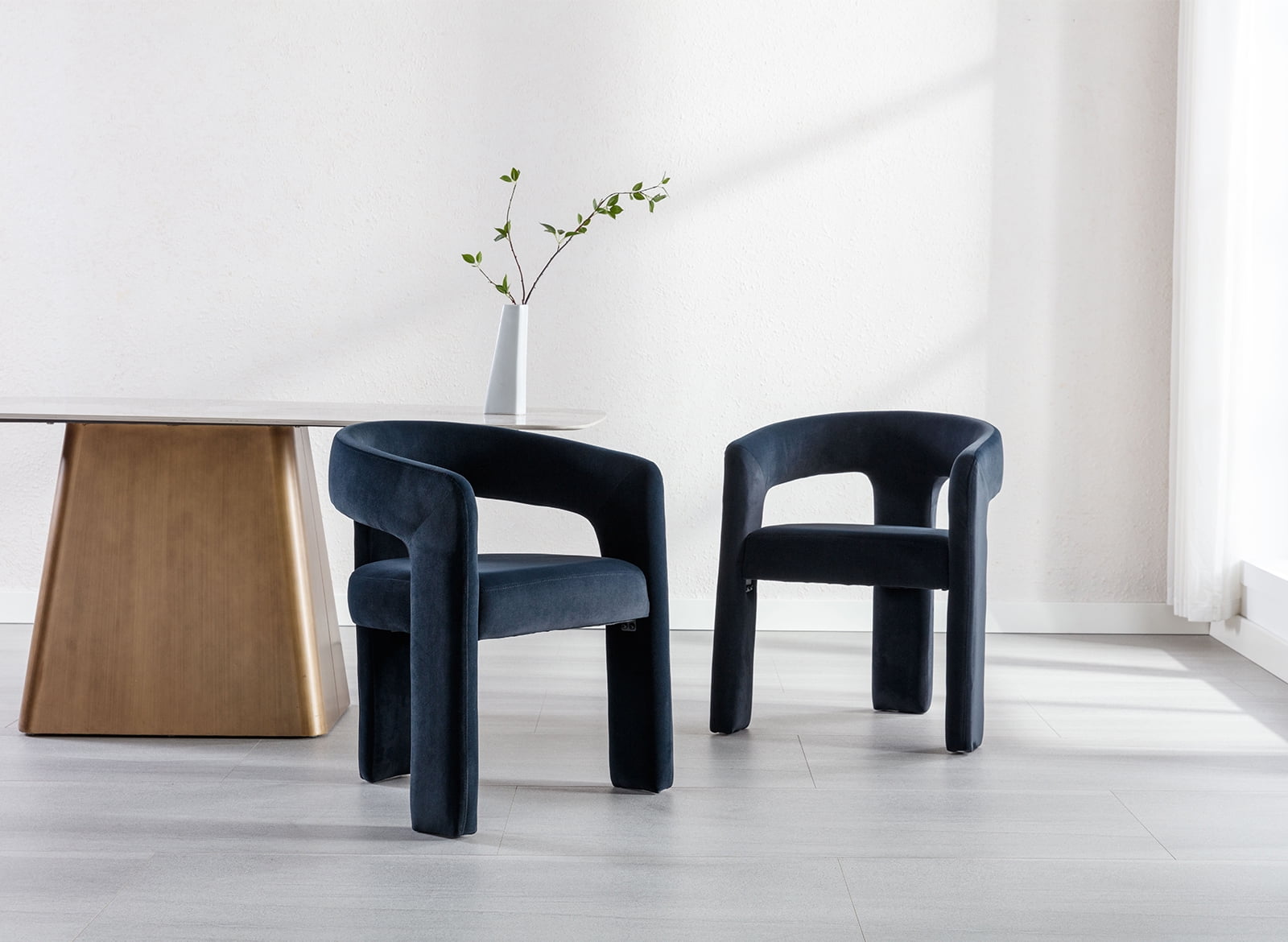 Guyou Modern Velvet Upholstered Dining Chair, Cute Barrel Side Armchair Kitchen Chair with Armrests and Back for Living Room Dining Room Bedroom, Black