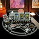 thumbnail image 5 of Juego de tarot Knana con 2 mazos y base de cristal, 5 of 7