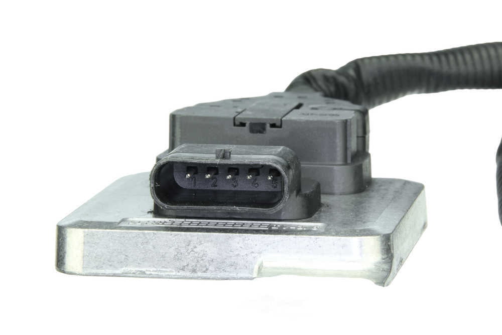URO Parts URO-019151 Nitrogen Oxide (NOx) Sensor