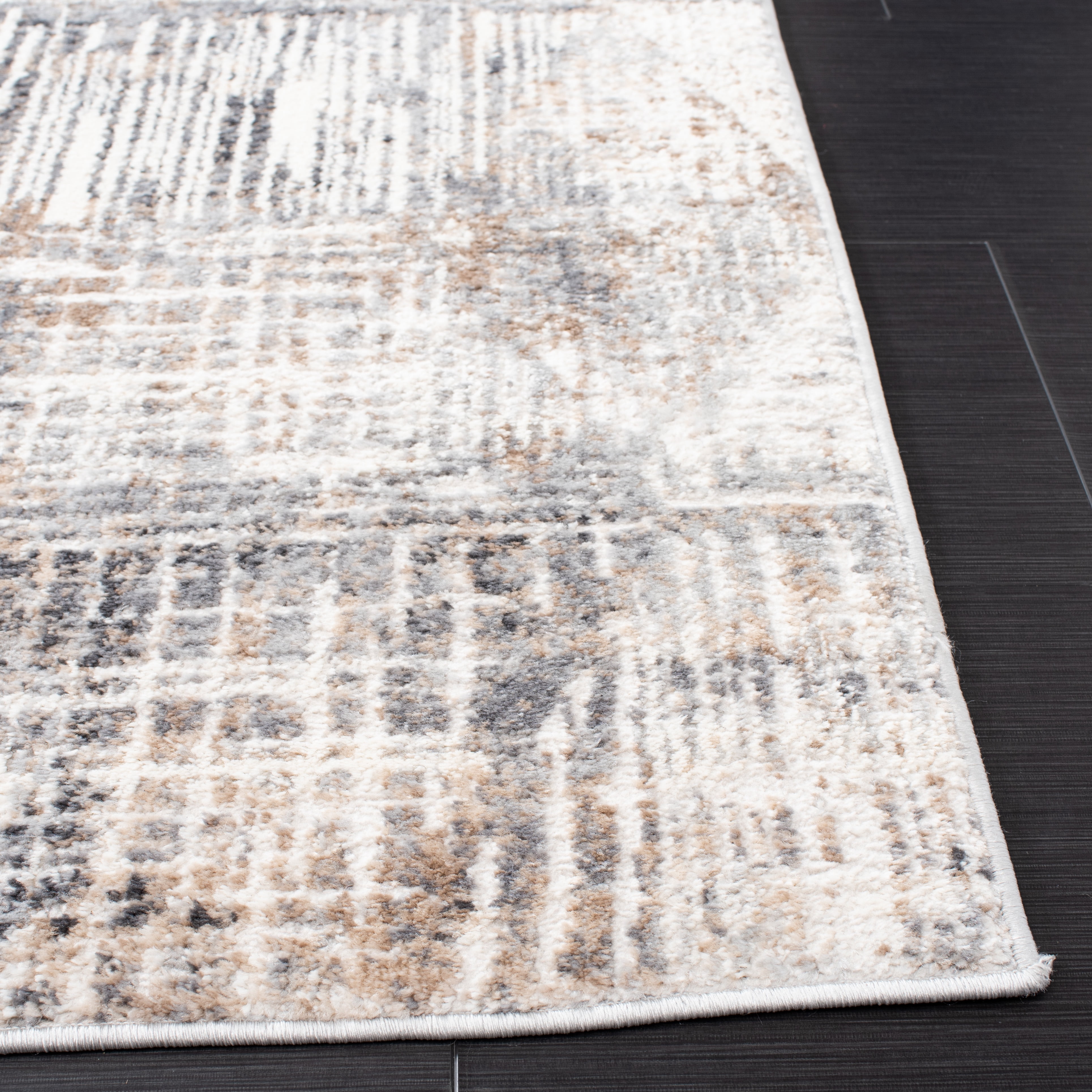 SAFAVIEH Shivan Nowell Geometric Distressed Area Rug, Ivory/Grey, 6'7" x 6'7" Square