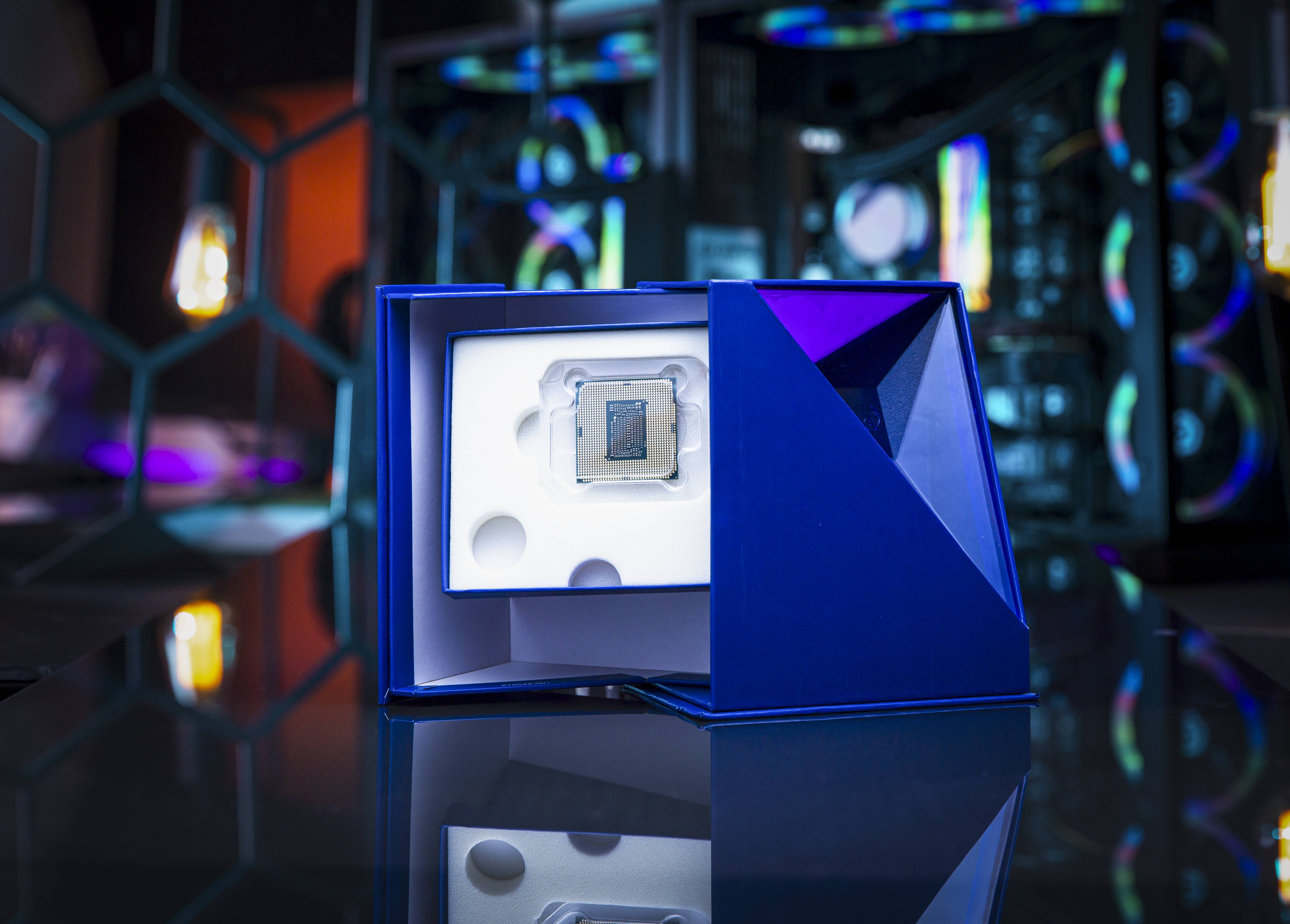 Intel Core i9-11900K Gaming CPU, 8 Cores up to 5.3 GHz
