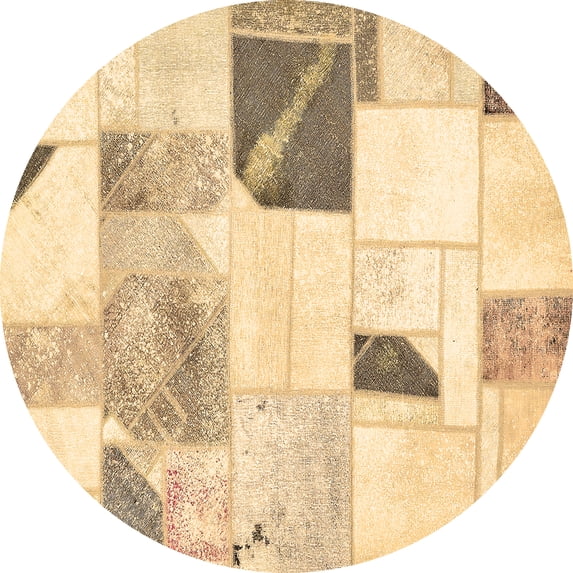 Ahgly Company Indoor Round Patchwork Brown Transitional Area Rugs, 5' Round