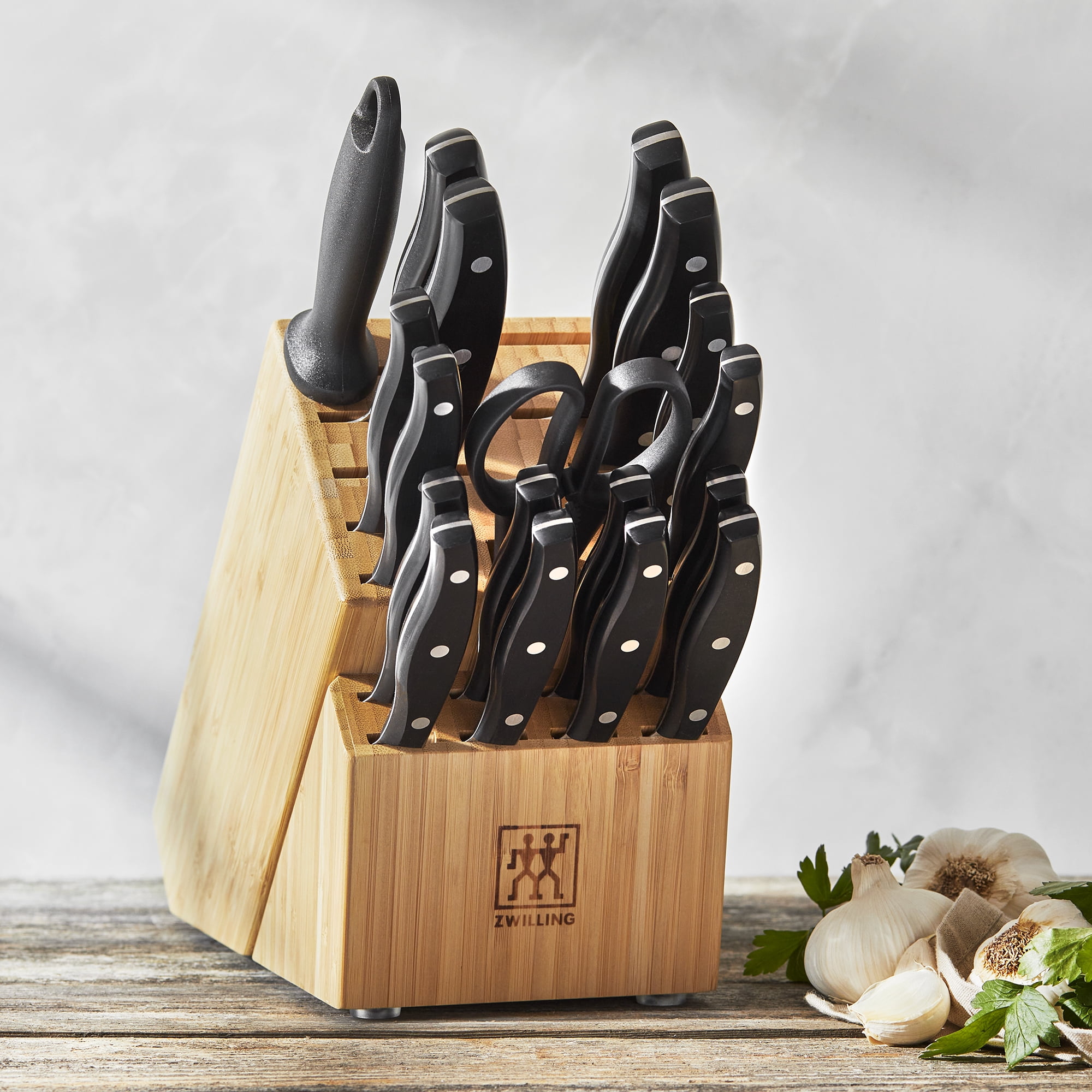 ZWILLING Twin Signature 19-pc German Knife block set, Made in Company-Owned German Factory, Special Formula Steel