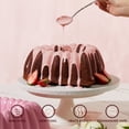 thumbnail image 5 of HONGBAKE Heart Shaped Cake Pan, Cast Aluminum Bundt Cake Pan with Non-Toxic Ceramic Coating, Nonstick Fluted Cake Mold for Baking, Valentine's Day & Special Occasions,10-Inch, Pink, 5 of 7