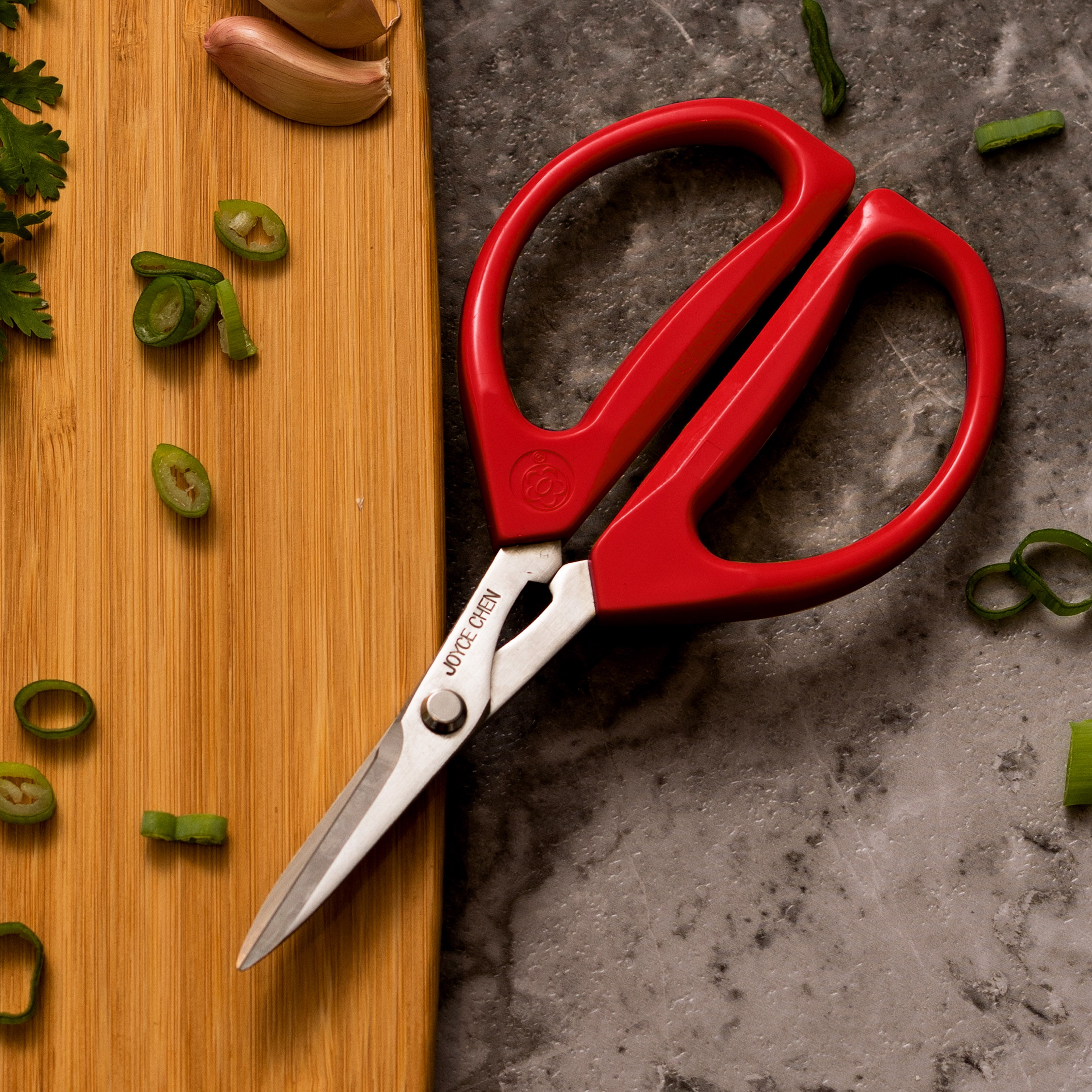 Joyce Chen Kitchen Shears 2-Pack - Includes 8-inch Deluxe and 6-inch Original Unlimited Kitchen Scissors, Dark Navy and Red Handles