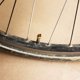 thumbnail image 2 of Naiovety Inyector de sellador de neumáticos sin cámara para bicicleta de montaña, herramienta de reparación de bicicletas para prevenir Ciclismo, 2 of 6