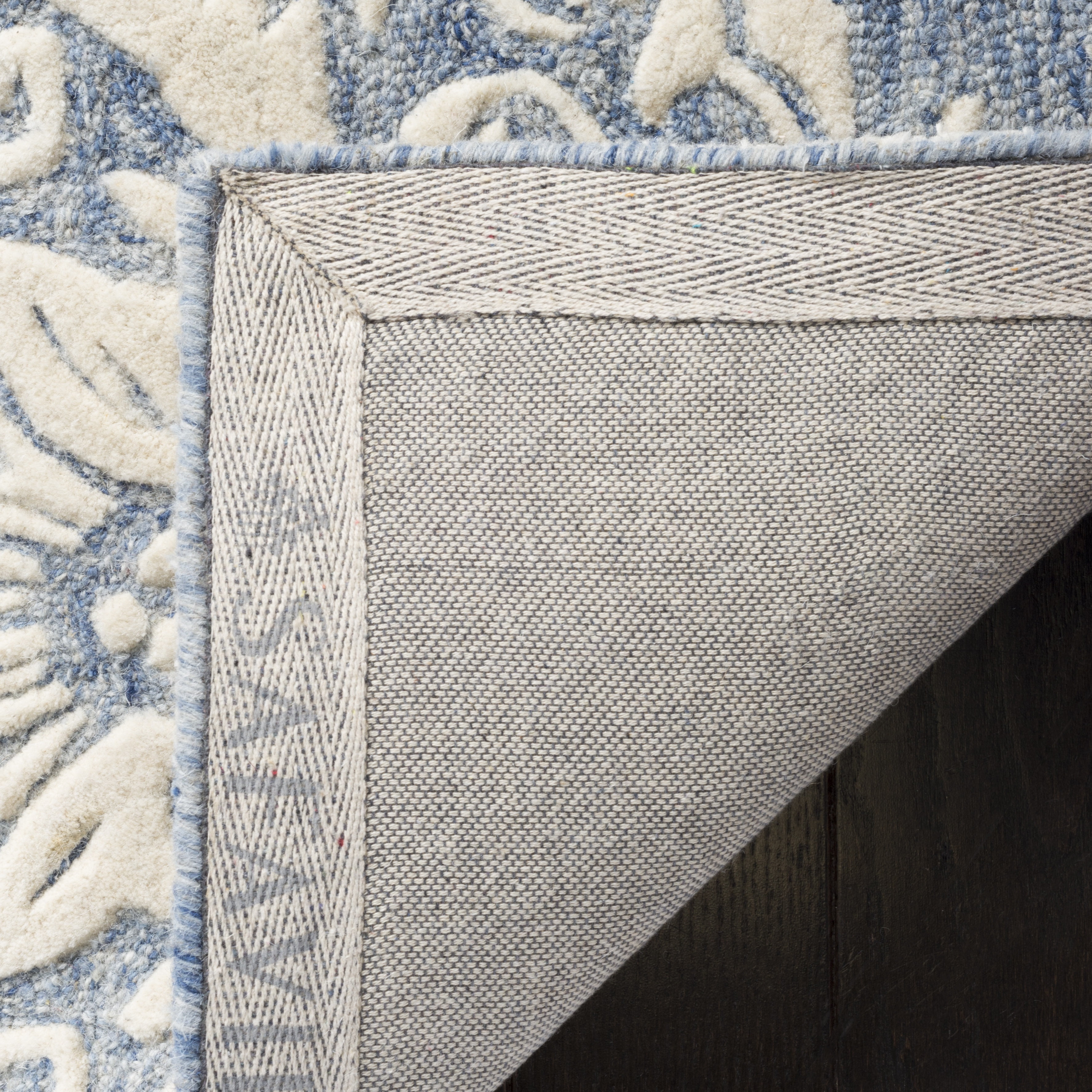 SAFAVIEH Blossom Kestrel Geometric Wool Runner Rug, Blue/Ivory, 2'3" x 10'