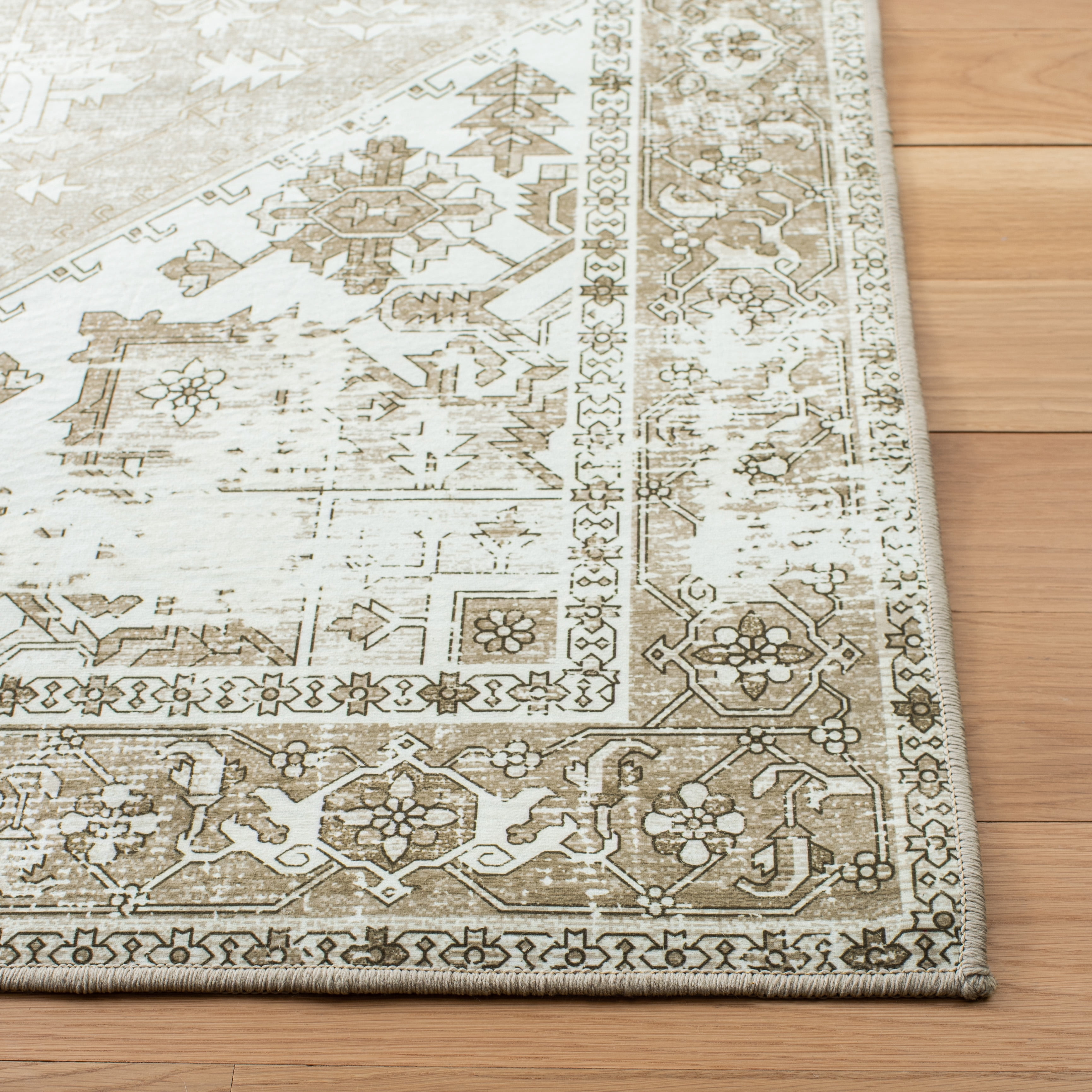 Safavieh Tucson Jayla Oriental Machine Washable Area Rug, Sage/Ivory, 9' x 9' Square
