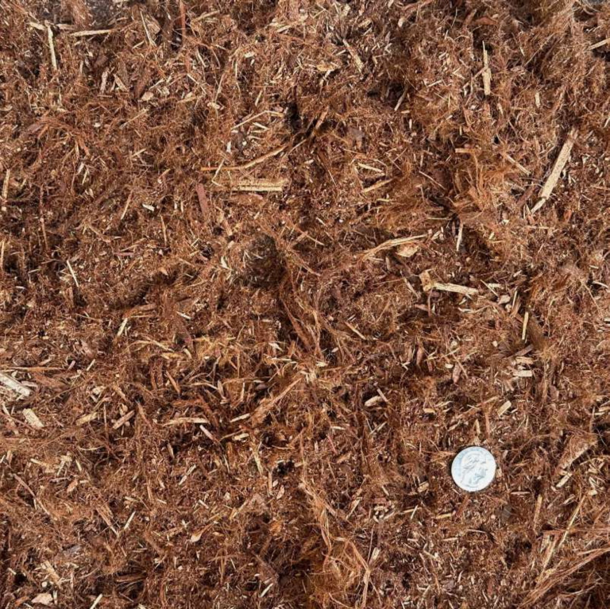 Fresh Natural Shredded Redwood Mulch, 1 Cubic Foot (34QT) Fine Gorilla Hair Garden Bark. Uses are Landscaping Beds, Potting Soil Mixes, Weed Deterrence, Moisture Retention, and more.