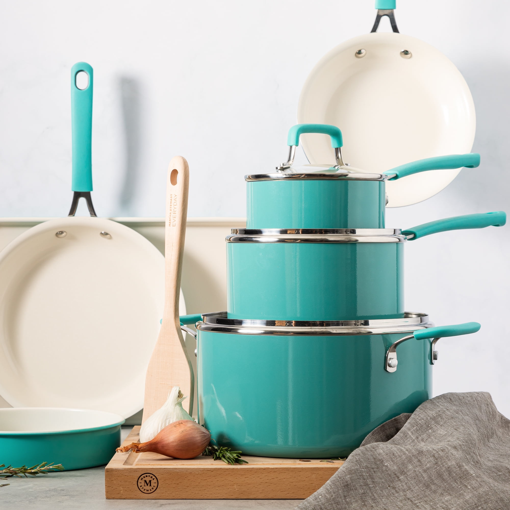 Wayfair Is Having an Unbelievable Sale on Cookware Sets Including Martha  Stewart, Green Pan & More – SheKnows