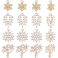 thumbnail image 1 of 16 piezas de 4 estilos de dijes de circonita cúbica con forma de copo de nieve, hojas y flores, chapados en oro claro, pavé de latón con diamantes de imitación micropavé, 1 of 5