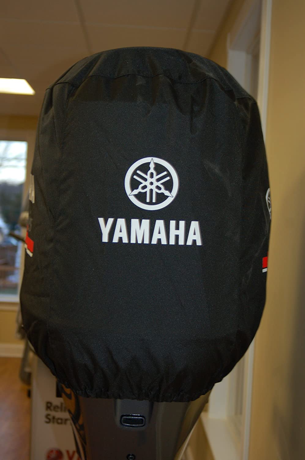 Yamaha Black Deluxe Outboard Motor Cover Saltwater Series, 1.5 lbs