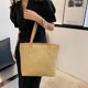 thumbnail image 3 of Bolsa Bolso de hombro de paja para mujer Bolsos grandes casuales de PU de verano (caqui tejido) Ehuebsd Nuevos Originales, 3 of 9