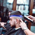 thumbnail image 5 of Banda de corte de pelo de silicona, banda guía de corte de pelo curvada, guía de desvanecimiento de silicona y plantilla de afeitado de escote, guía de corte de pelo propio, 5 of 5