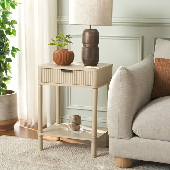 Safavieh Thurston Traditional Wood End Table, Natural