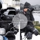 thumbnail image 2 of Guantes de ciclismo, guantes de ciclismo de invierno, guantes de ciclismo para hombres con absorción de impactos, más guantes de terciopelo, guantes cálidos con cremallera y pantalla táctil, 2 of 5