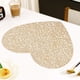 thumbnail image 4 of Mantel individual redondo de PVC aislante térmico antideslizante | Mantel para mesa imitación lino resistente al agua | Reversible, antiescaldadura, lavable y resistente a manchas | 14.96 pulgadas, 4 of 6