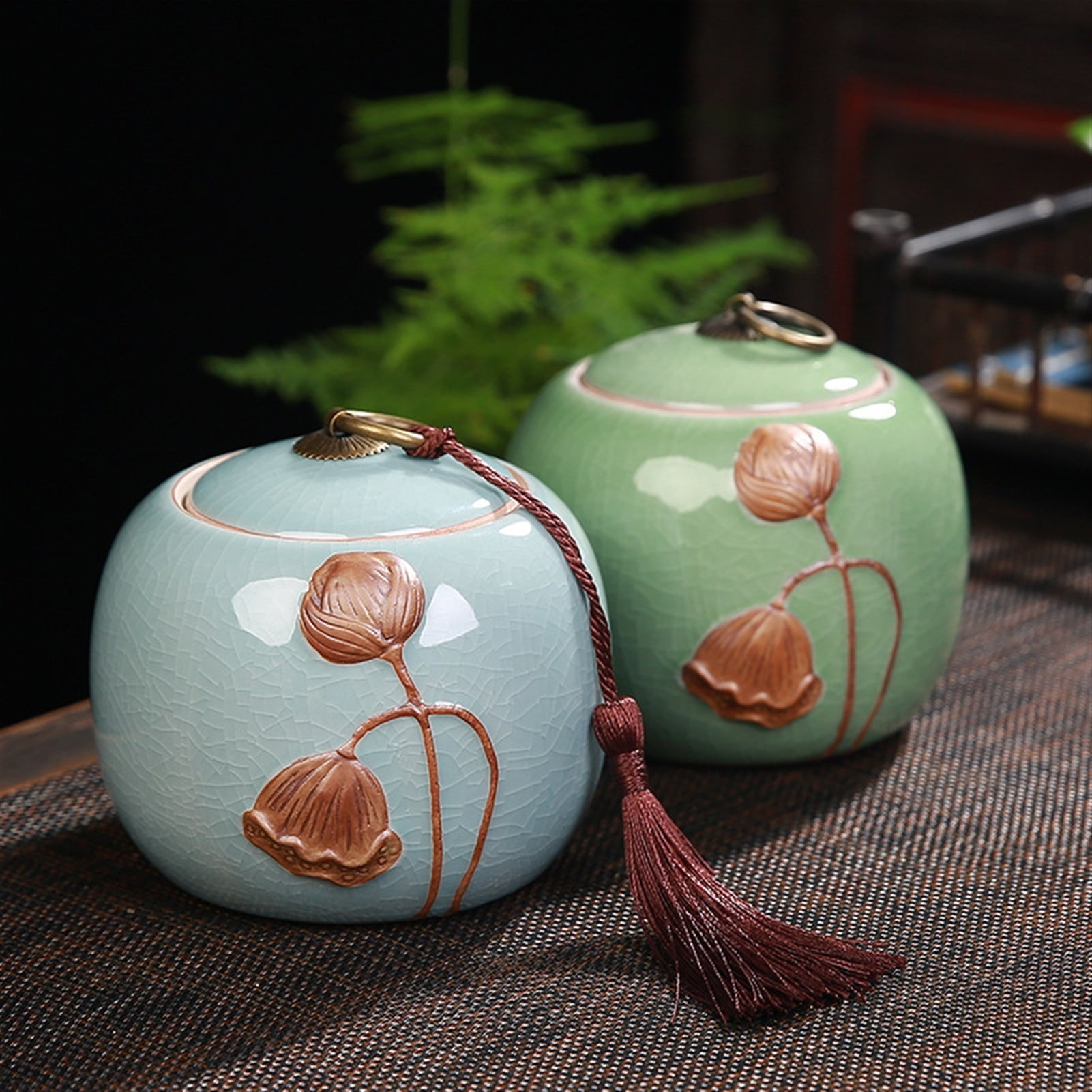 700ml Large Pottery Vintage Lotus Jar Tight Seal Container Ceramics Pot Elegance Leak-Proof Pet Ashes Urn