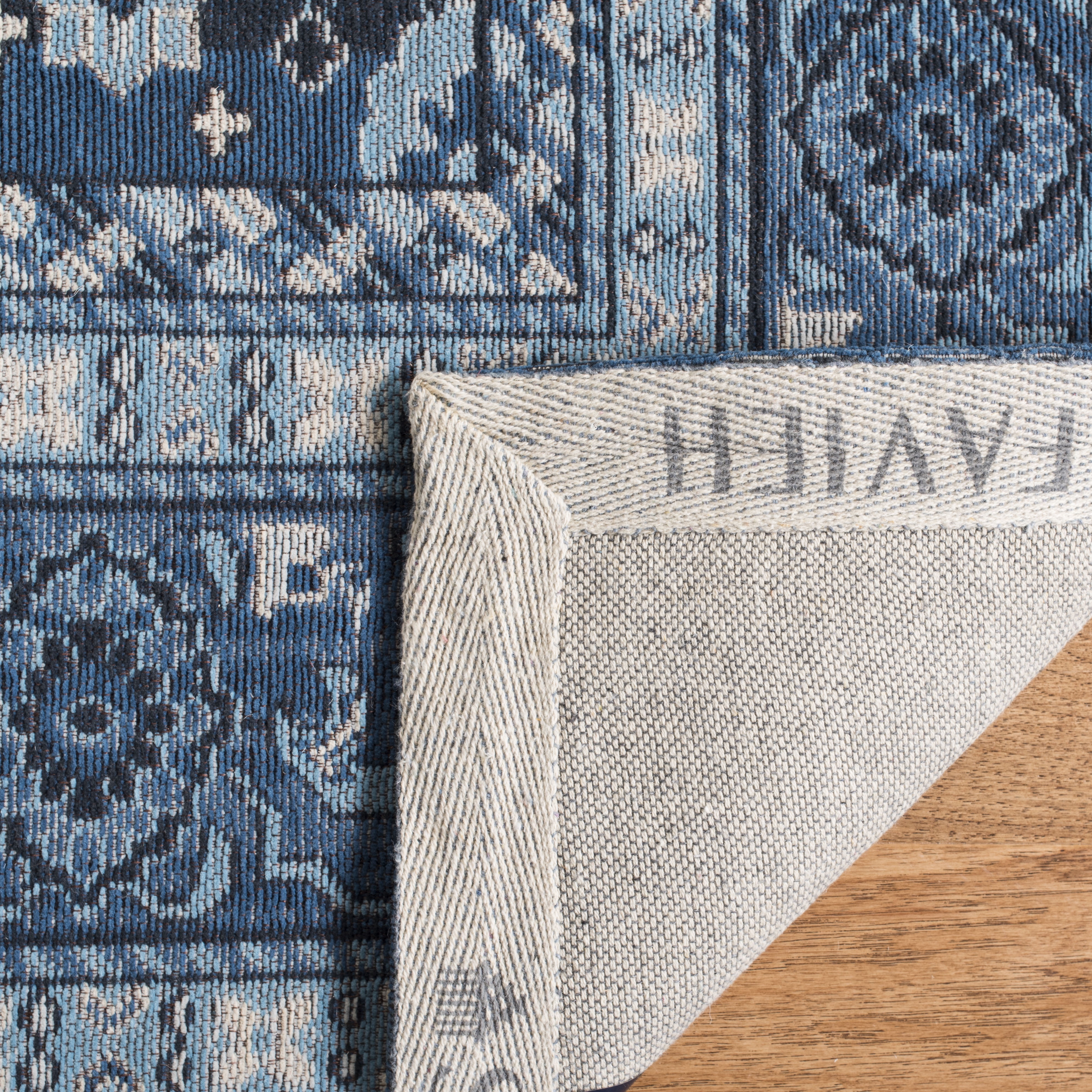 SAFAVIEH Classic Vintage Tristen Geometric Polyester Area Rug, Blue/Charcoal, 6' x 9'