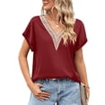 thumbnail image 1 of Top de manga corta con cuello en V y encaje satinado, elegante, transpirable, suelto, Top de verano para mujer para el trabajo, rojo vino M, 1 of 6