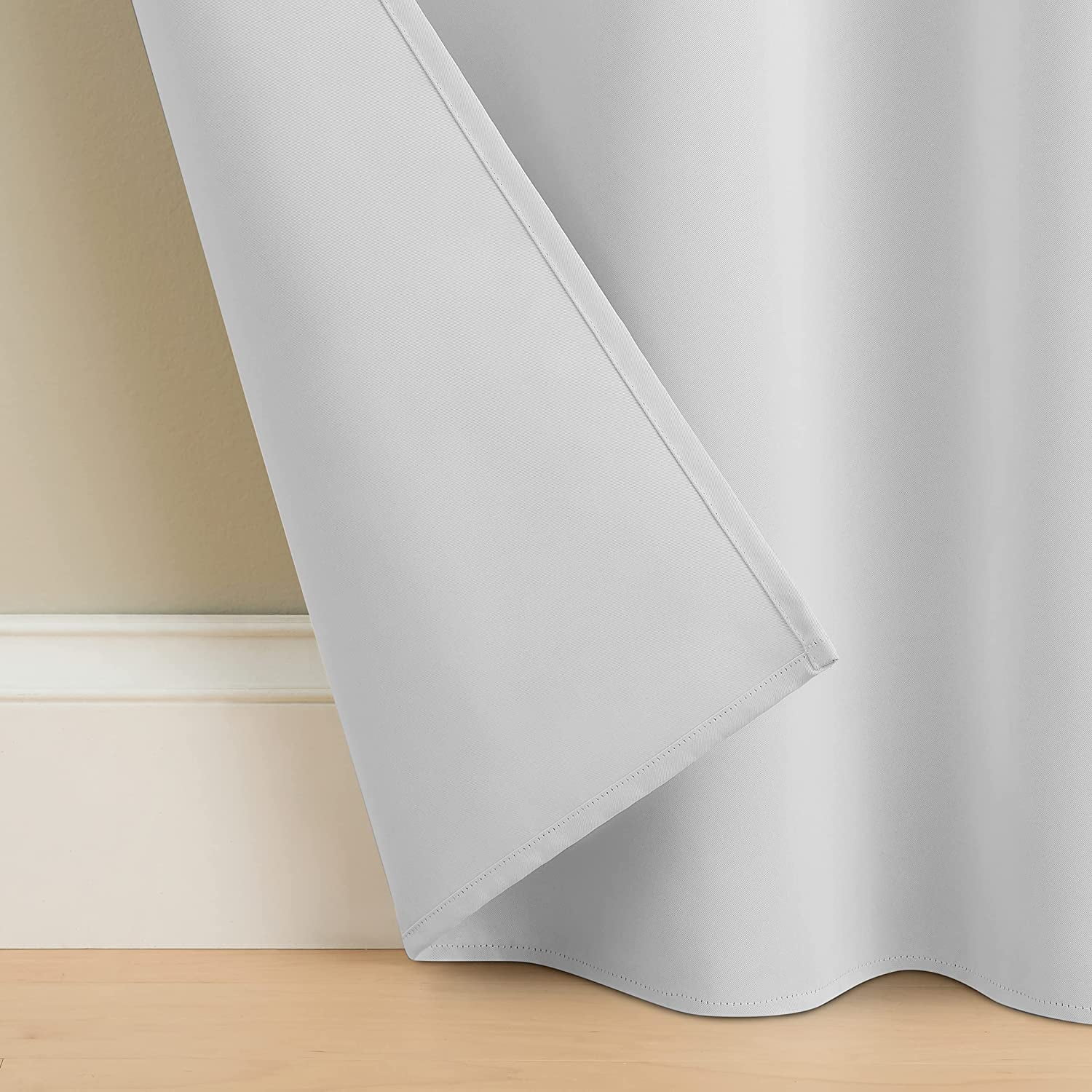 ECLIPSE Bradford Thermal Insulated Blackout Waterproof Grommet Curtain for Outdoor or Patio (1 Panel), 52 in x 95 in, Silver White