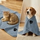 thumbnail image 4 of Toalla de baño superabsorbente para mascotas, de microfibra polar coral, para perros y gatos, suave, de secado rápido, para el cuidado de mascotas, grande, absorbente., 4 of 6
