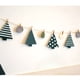 thumbnail image 3 of PTOOTP Bandera de fiesta de árbol, guirnalda con pinzas de madera para decoración de fiestas, cumpleaños, festivales, 3 of 7