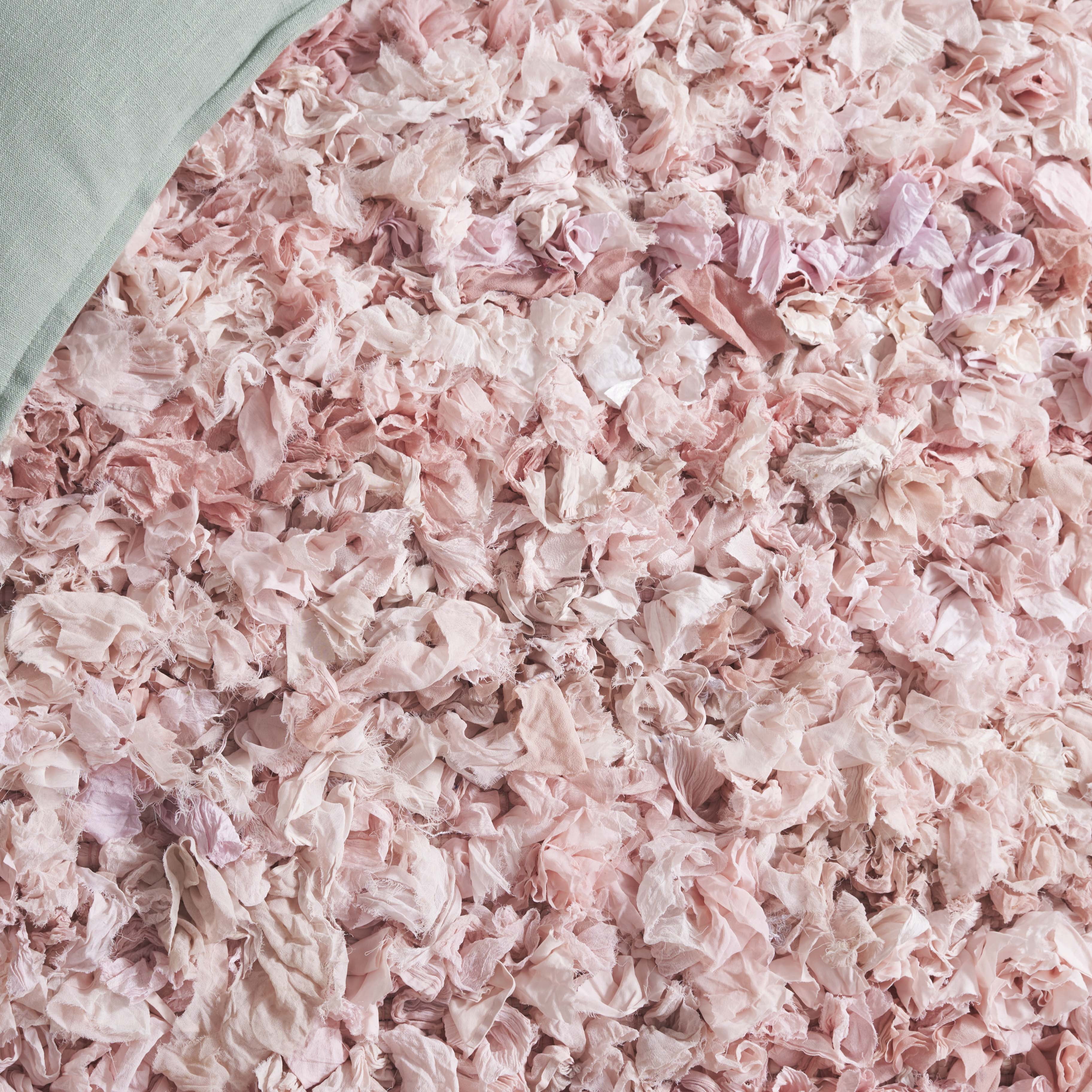 SAFAVIEH Rio Dallas Geometric Polyester Shag Area Rug, Light Pink, 6' x 9'
