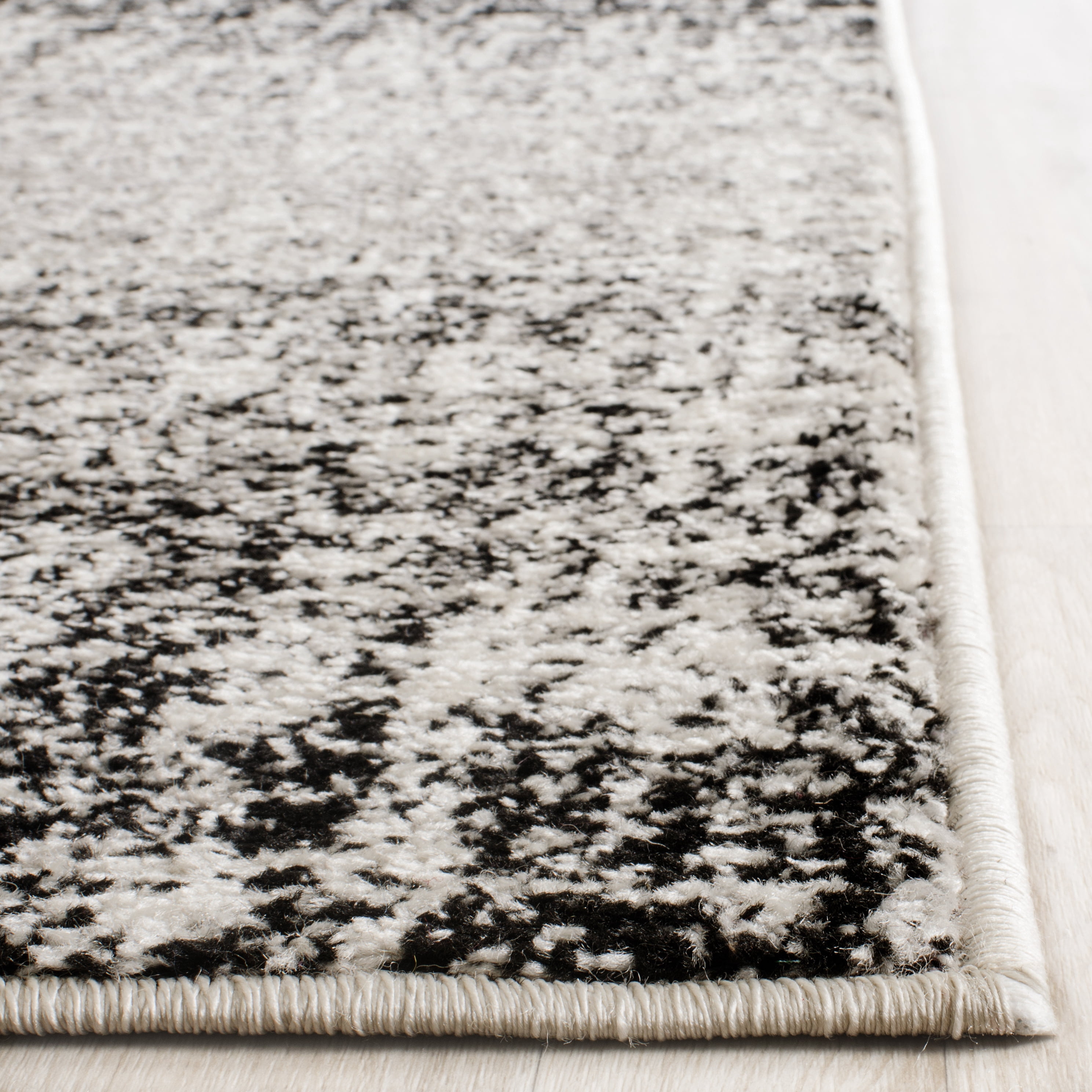 Safavieh Adirondack Kiersten Abstract Runner Rug, Ivory/Black, 2'6" x 20'
