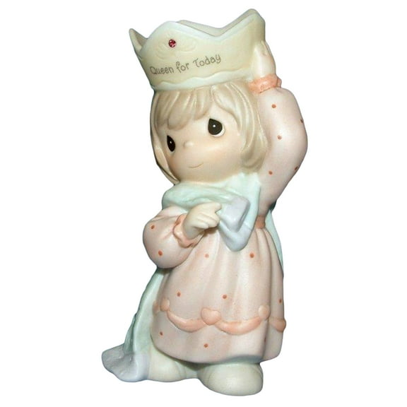 Precious Moments Figurine: 588083 Mom, You're a Royal Gem (5.25") Avon Exclusive