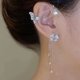 thumbnail image 1 of Pendientes con forma de mariposa con forma de gancho para la oreja, sin orejas, con clip para la oreja, con borlas y temperamento de nicho, ligeros y lujosos para mujer, 1 of 6