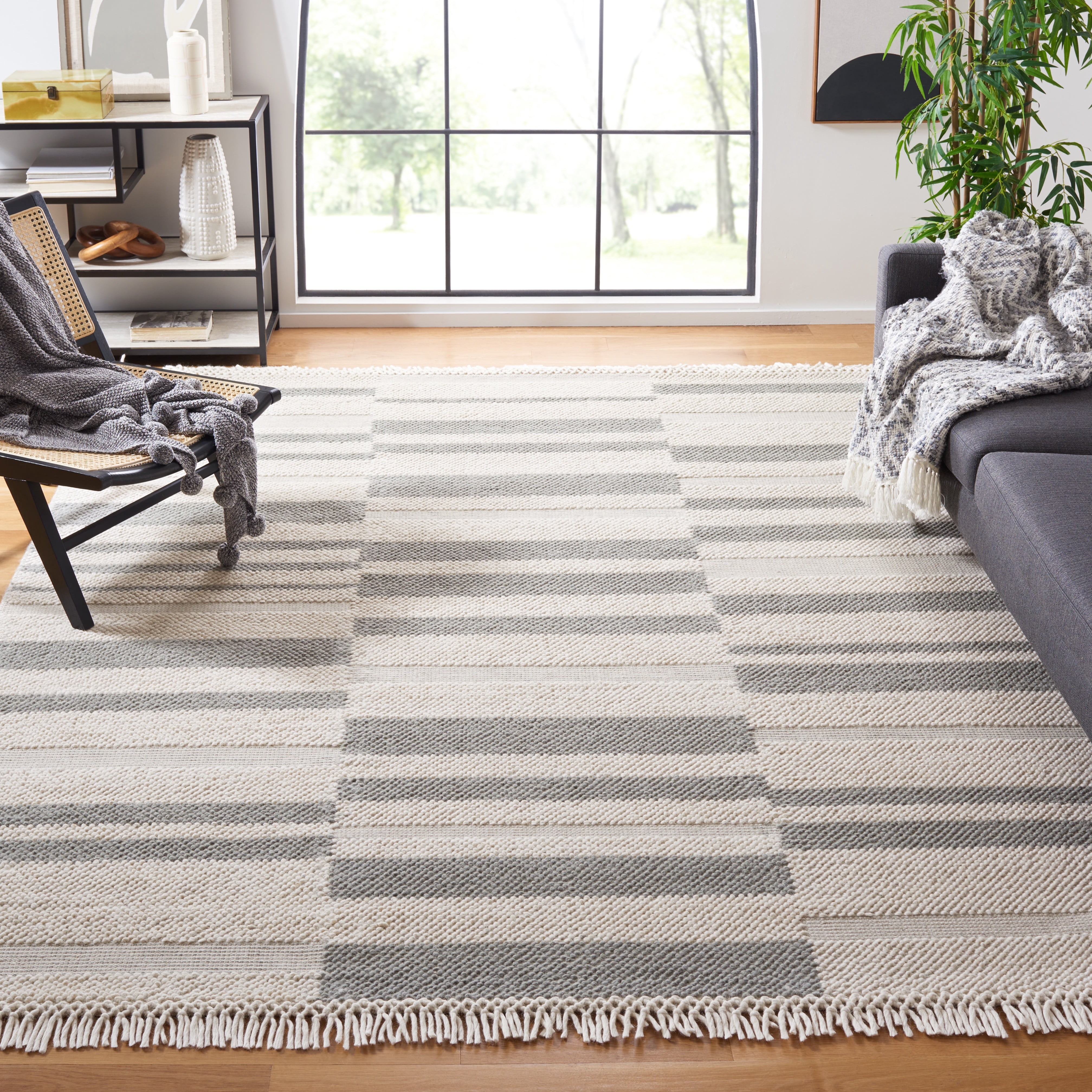 SAFAVIEH Natura Qendro Striped Area Rug, Ivory/Grey, 8' x 10'