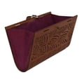 thumbnail image 2 of Bolsa Clutch Borse Della Vittoria Rectangulo de Hojas Nogal Forro Rosa, 2 of 2