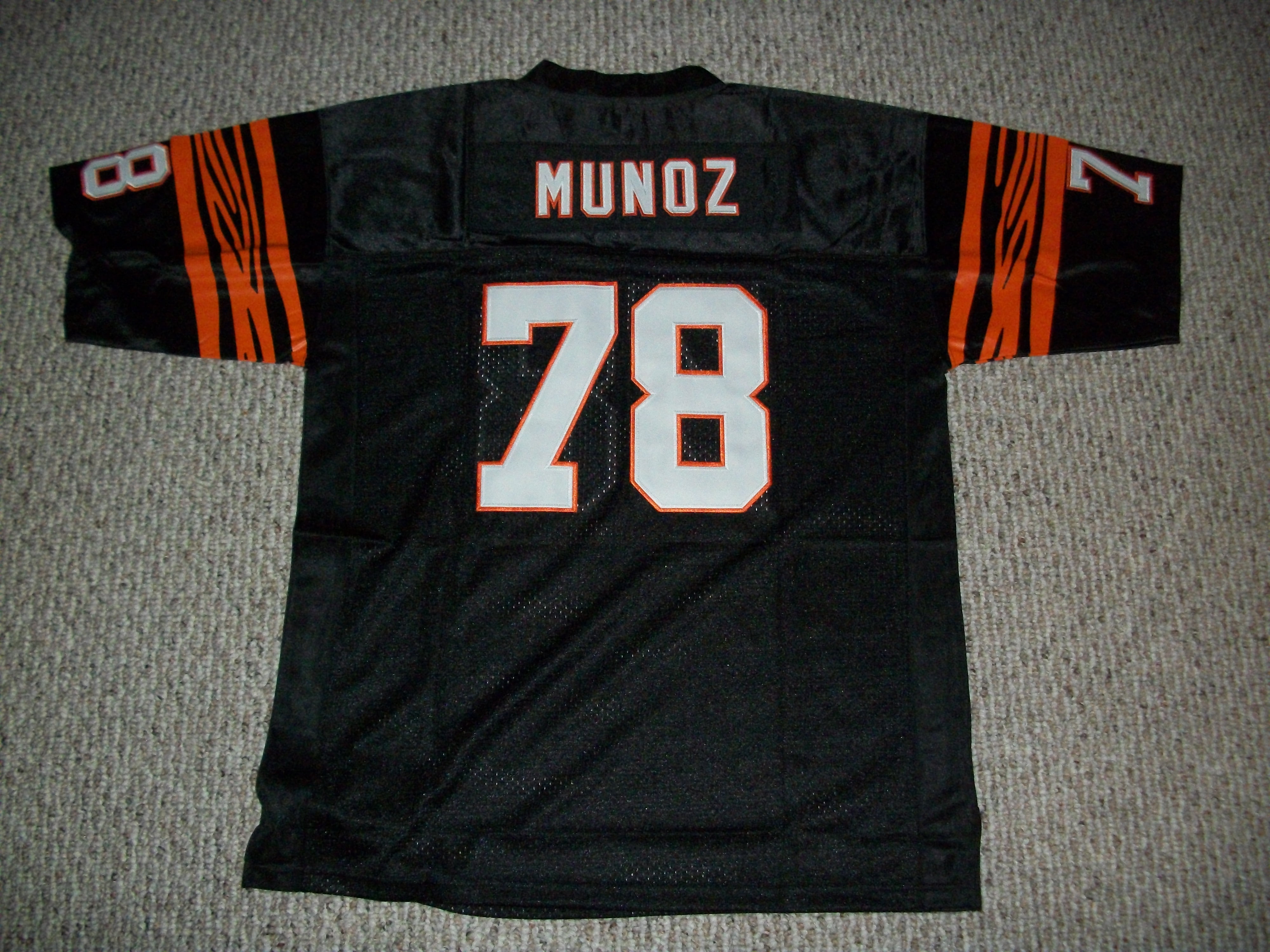 anthony munoz jersey