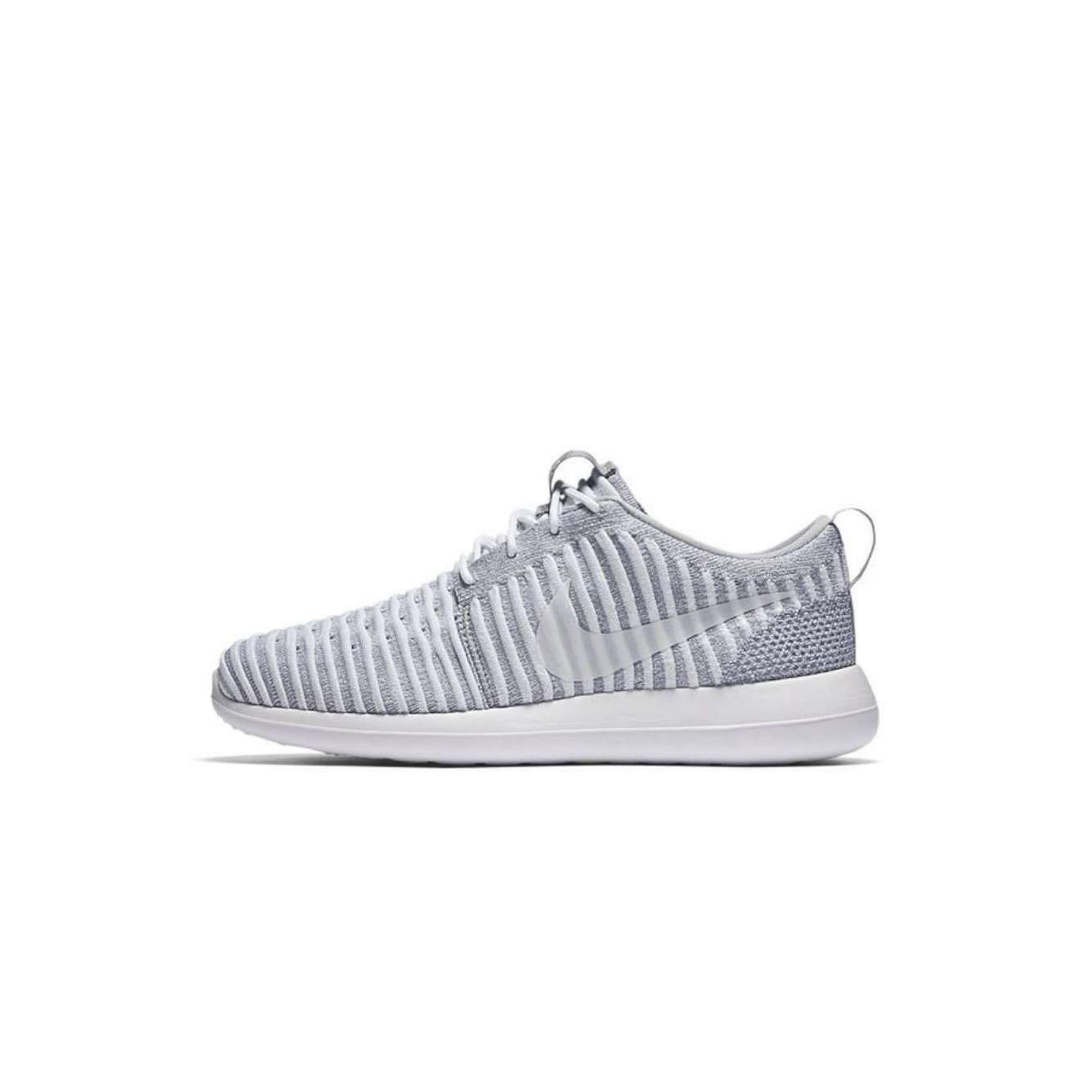 Nike Womens Roshe Two Flyknit Fabric Low Top Lace Up Nike Womens Roshe Two Flyknit Fabric Low Top Lace Up