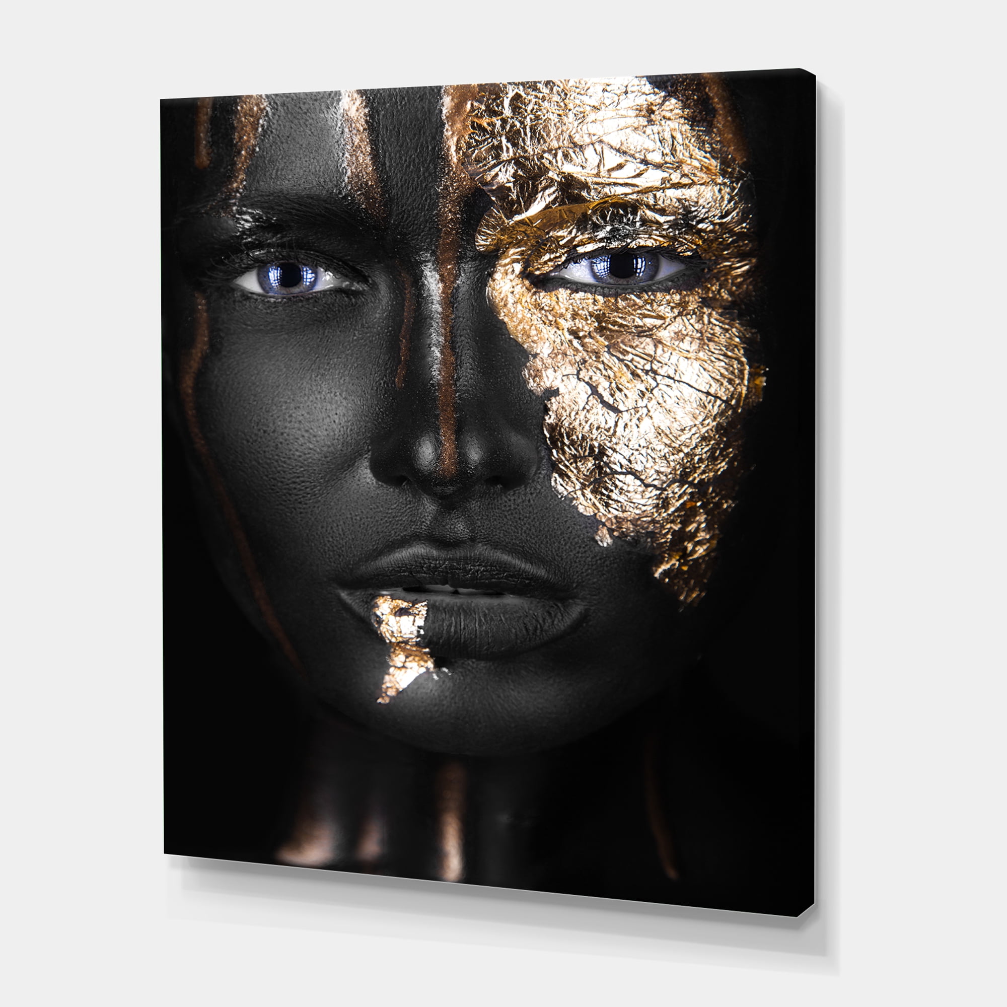 Designart ' Portrait of A African American Girl with Gold Makeup ' Modern Canvas Wall Art Print